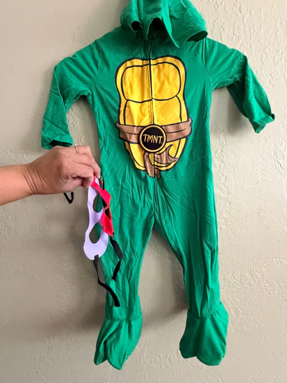 Nickelodeon TMNT Infant Costume Green & Yellow with Interchangeable Masks - Picture 2 of 4